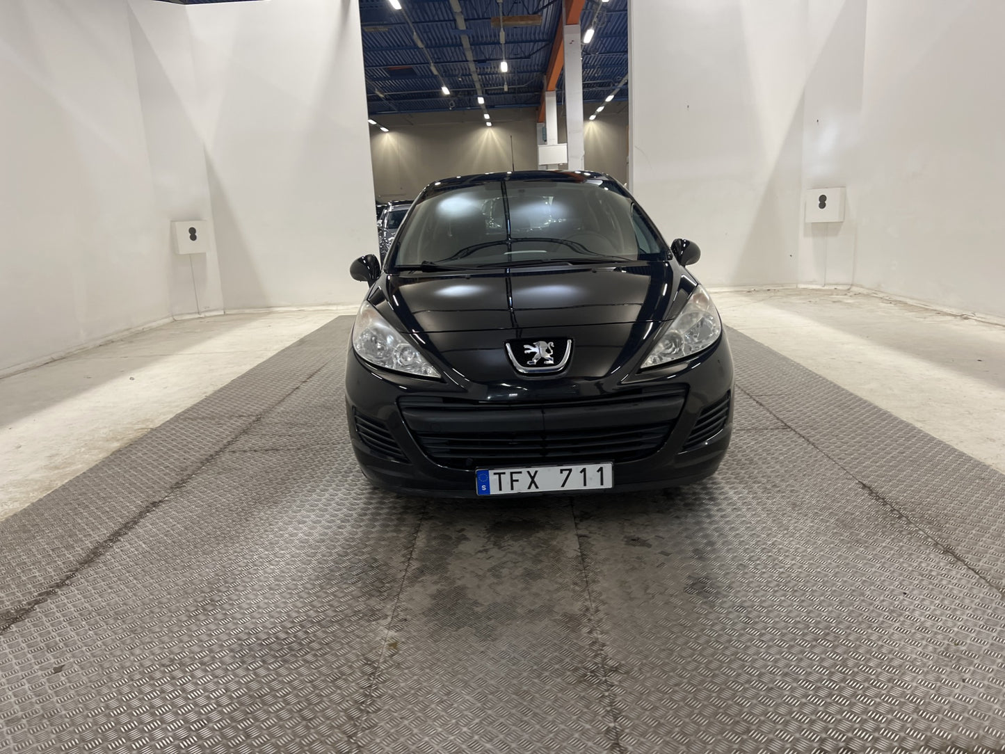 Peugeot 207 1.4 73hk M/K-Värmare Nybes LÅGMIL