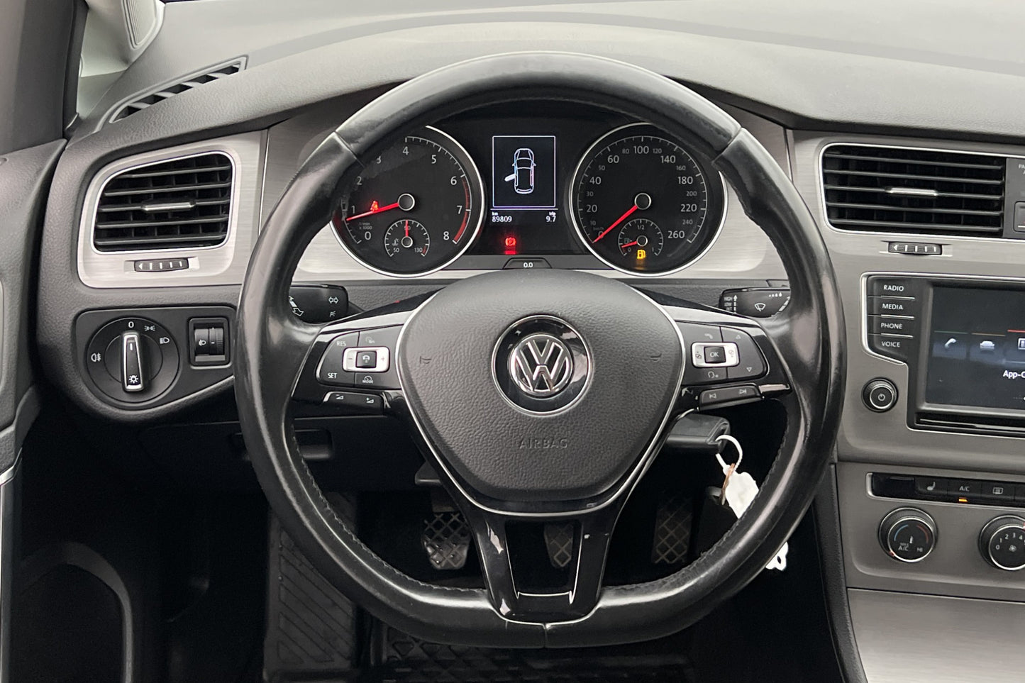 Volkswagen Golf 1.2 TSI 110hk Adaptiv CarPlay Välservad