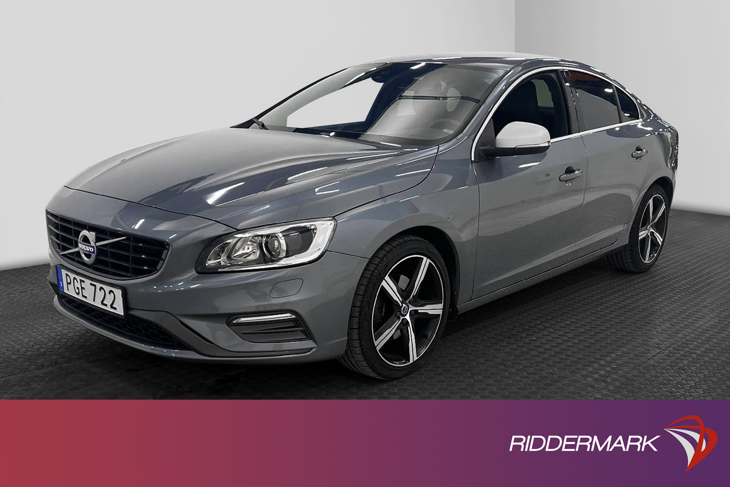 Volvo S60 T3 152hk R-Design VOC Värm PDC En-Brukare Välserv