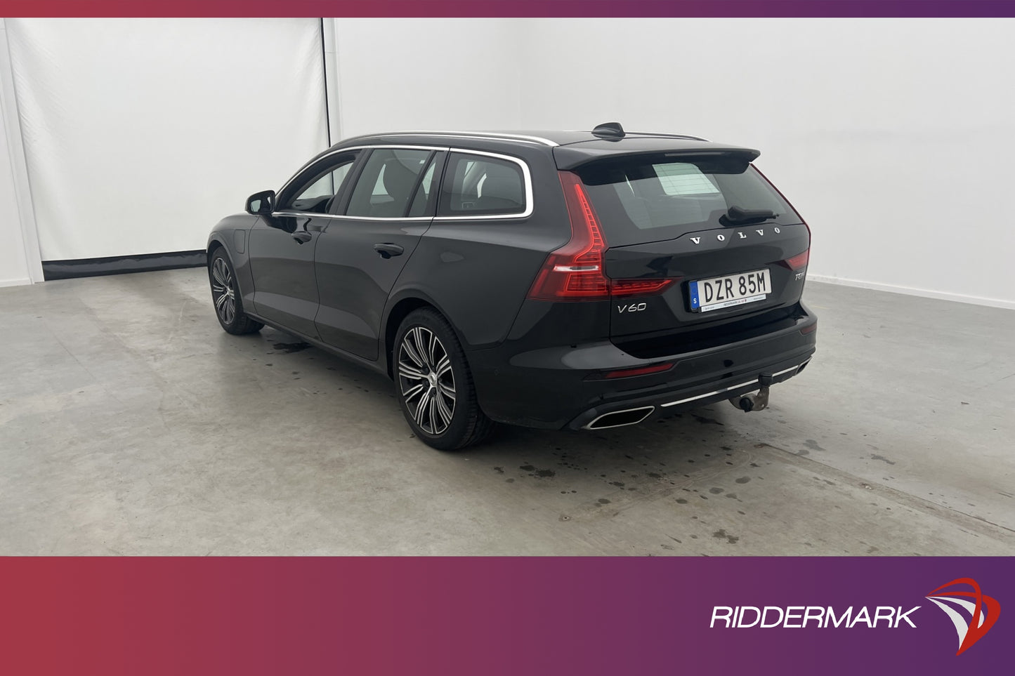 Volvo V60 T8 Inscription VOC Värm HUD 360° Navi Skinn Drag