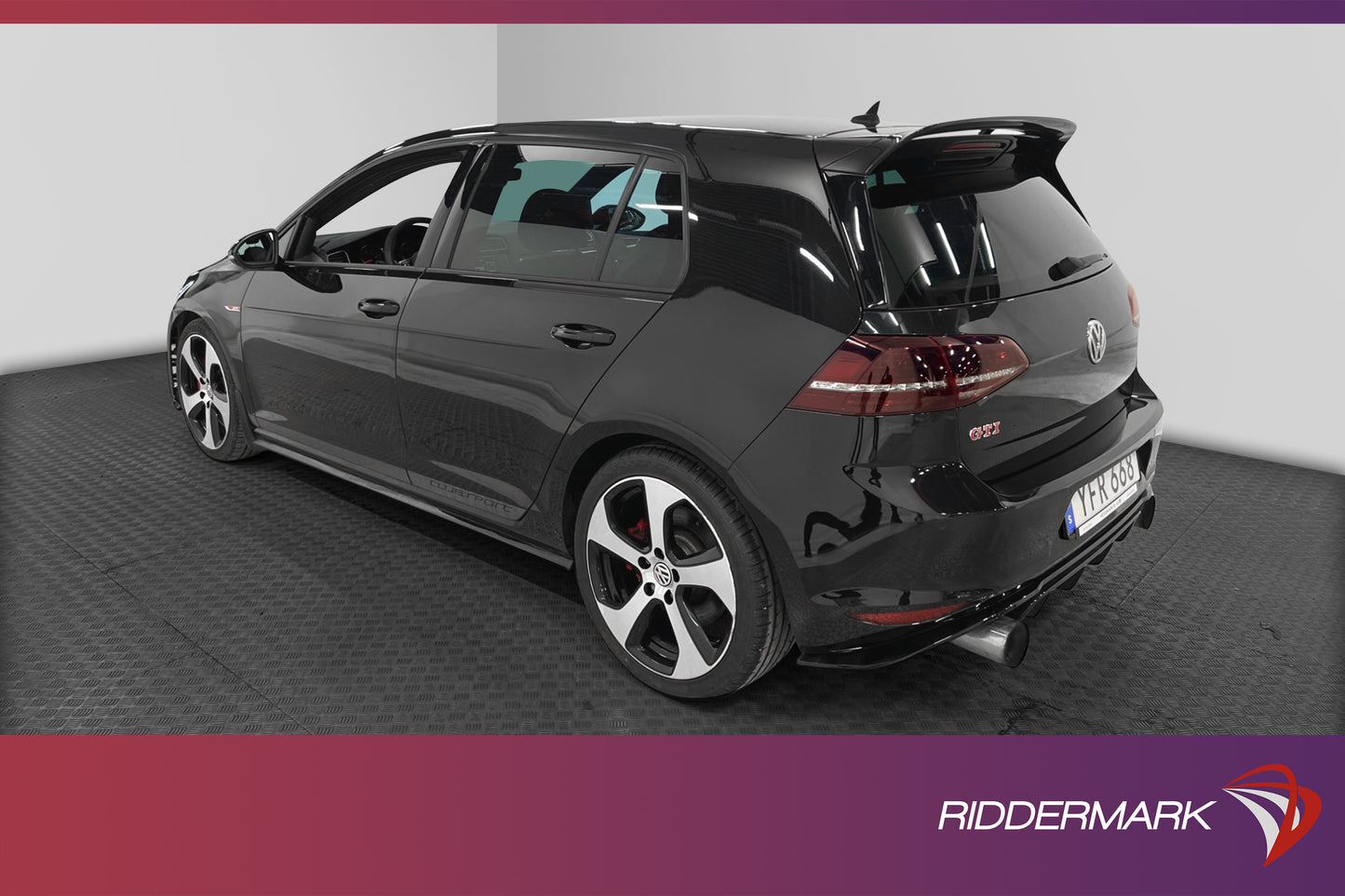 Volkswagen Golf GTI Clubsport 265hk Pluspkt Sportstolar DCC