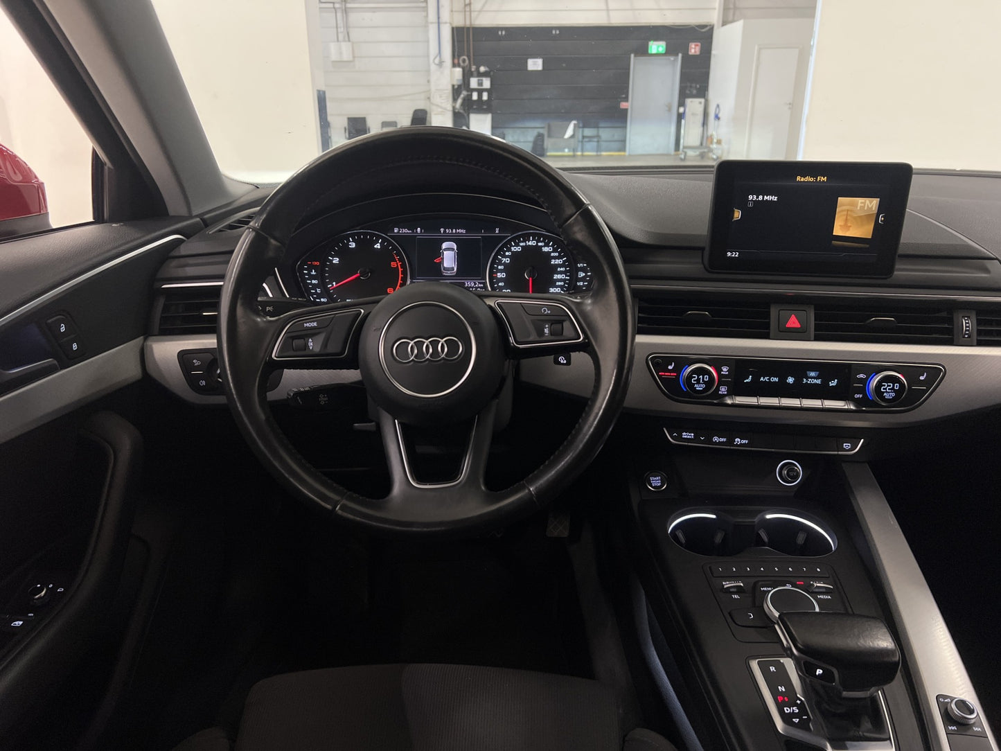 Audi A4 2.0 TDI Q 190hk 0.45l/mil Keyless P-sensorer Drag