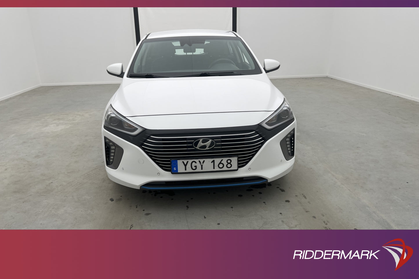 Hyundai Ioniq 1.6 DCT 141hk B-Kamera Navi Infinity SV-Såld