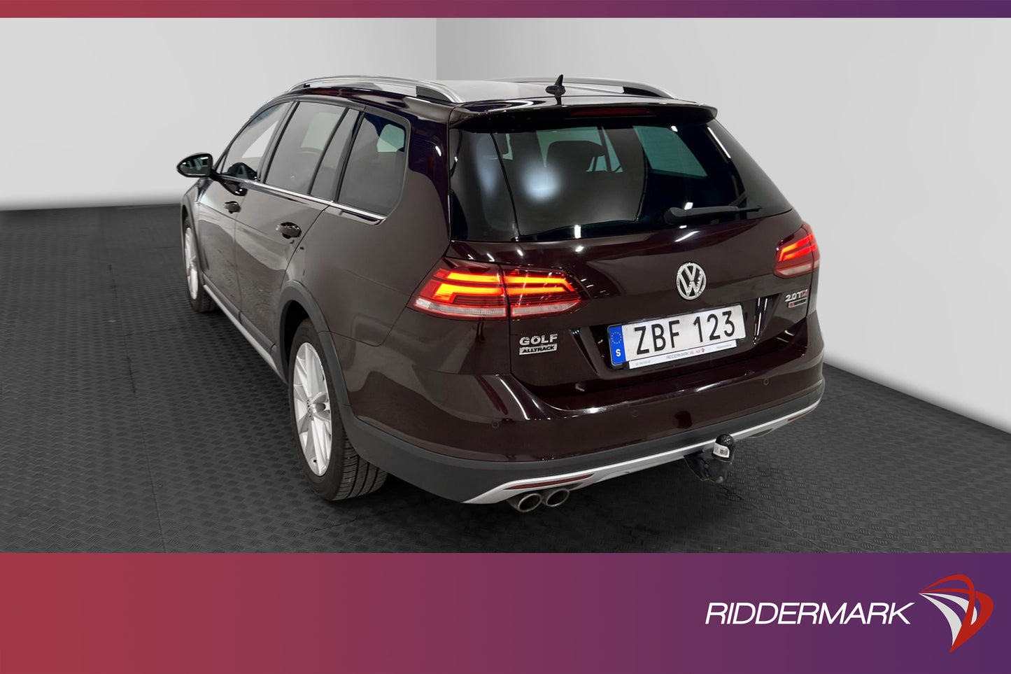 Volkswagen Golf Alltrack 2.0 TDI 4M 184hk B-kam D-värm Drag