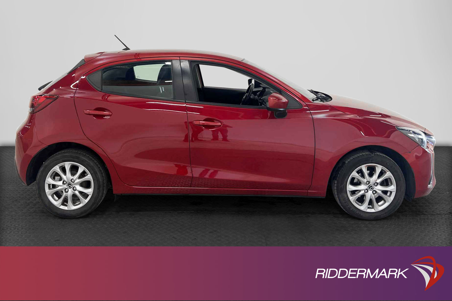 Mazda 2 SKYACTIV-G Låg Skatt 1-Brukare 0.37/mil HELGKAMPANJ