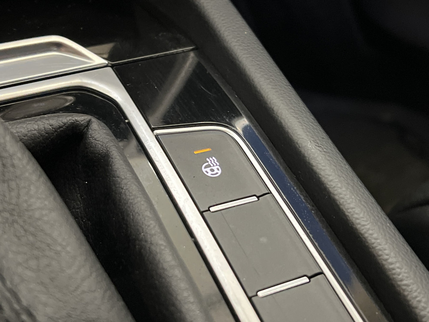 Volkswagen Passat TDI 190hk R-Line Cockpit Värm Skinn Drag