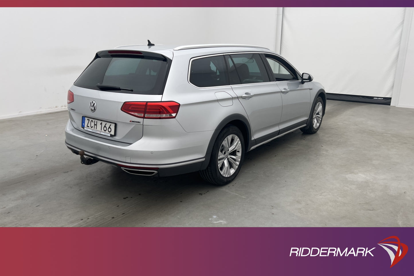 Volkswagen Passat Alltrack TDI 4M Executive Cockpit Drag