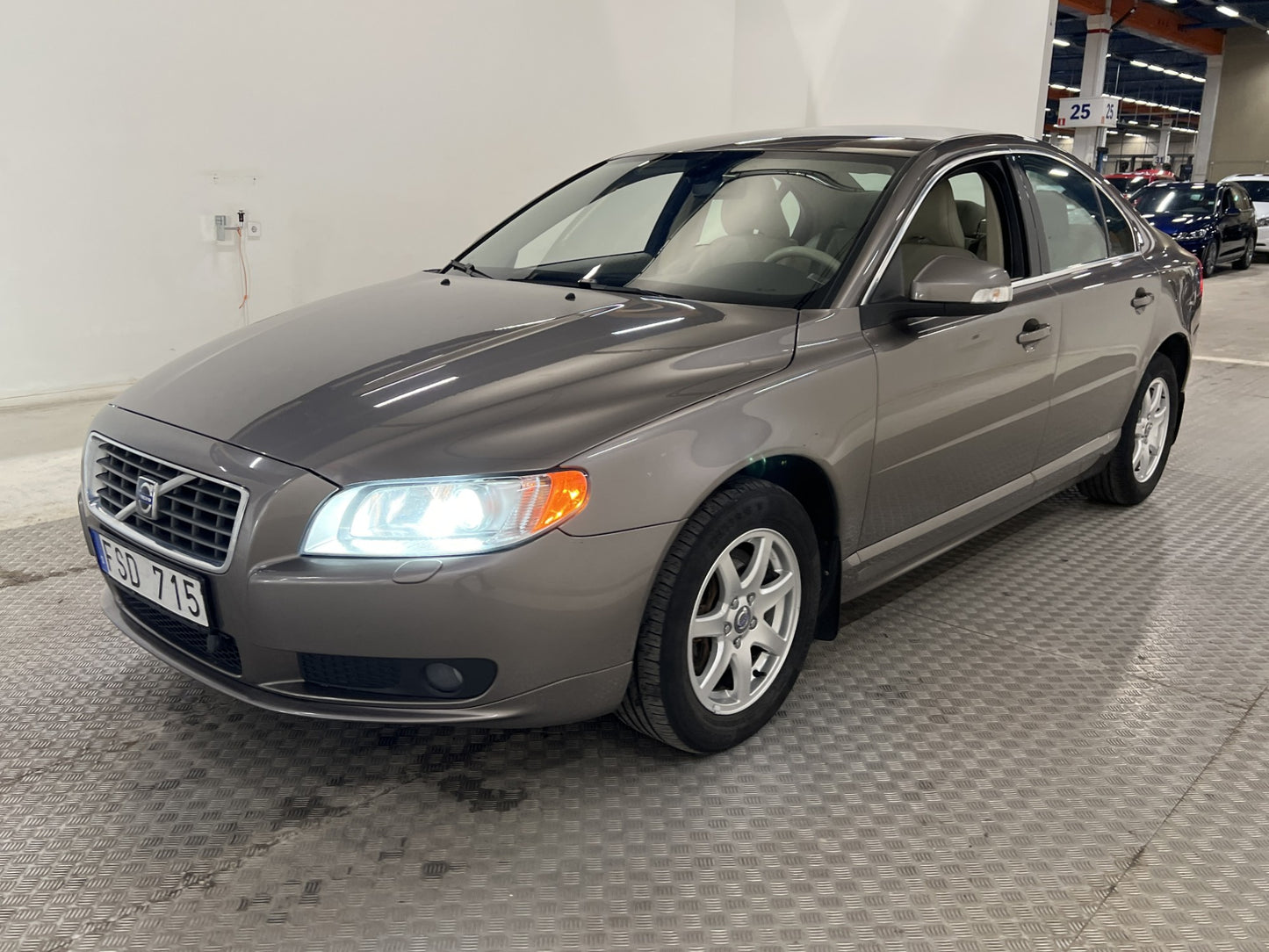 Volvo S80 D5 AWD 185hk Momentum Värmare Skinn Dragkrok