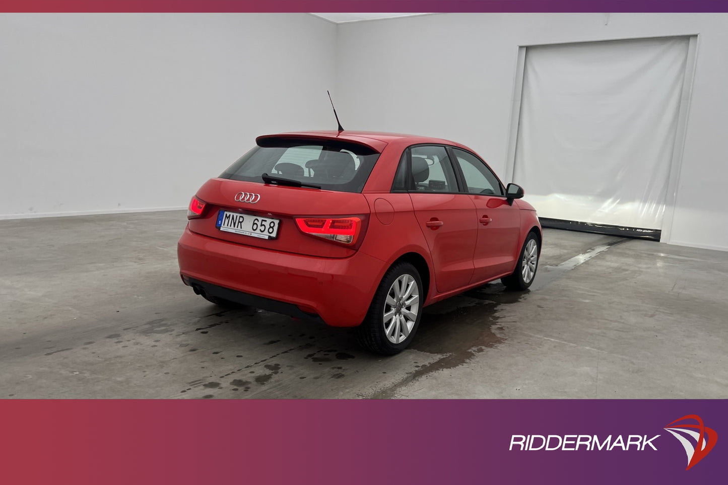 Audi A1 Sportback 1.4 TFSI 122hk Två-Bruk Sensorer Välservad