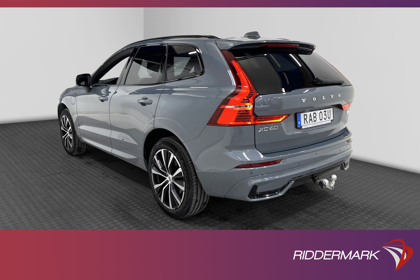 Volvo XC60 Recharge T8 AWD 456hk Plus Dark Pano 360 MOMS