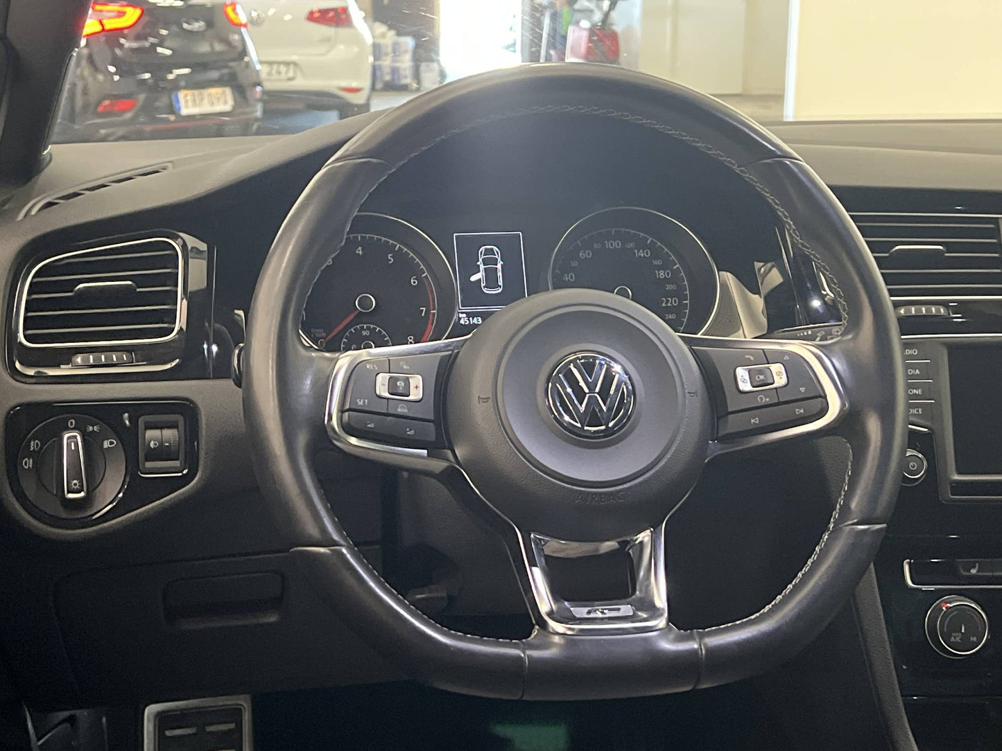 Volkswagen Golf 1.4 TSI R-Line Värmare Adaptiv Farthållare