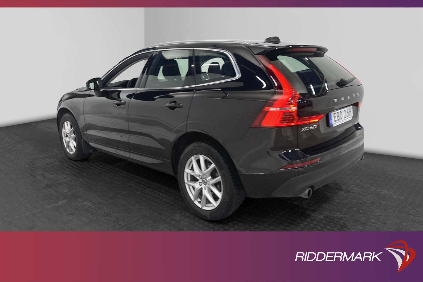 Volvo XC60 B4 AWD 197hk Momentum Adv D-värm VOC 0.6l/mil