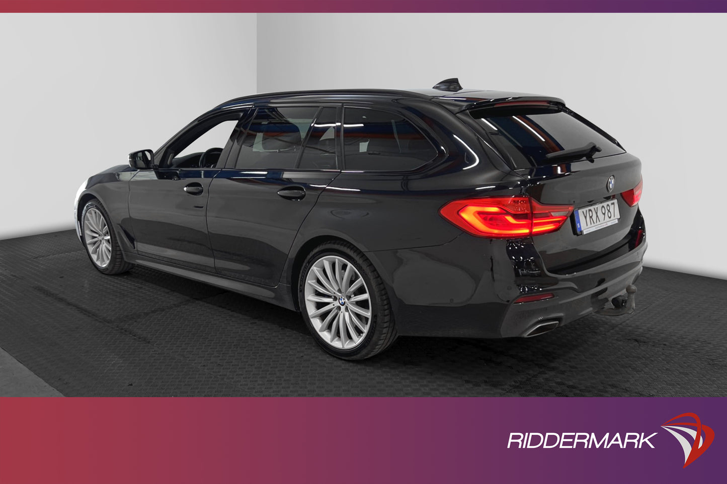 BMW  540i xDrive Touring  340hk M Sport Se Utrustning