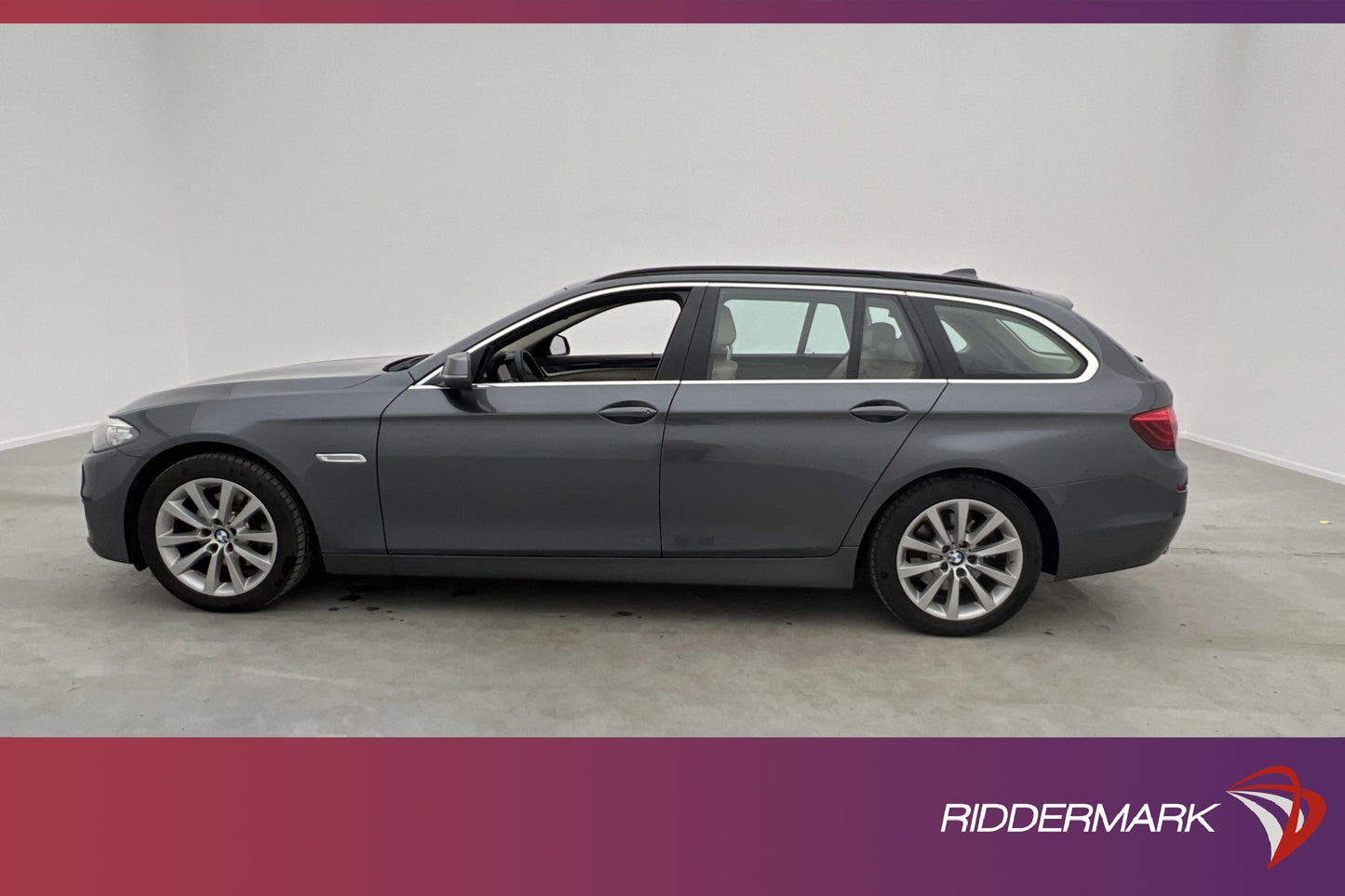 BMW 520 d xDrive Touring M Sport-Ratt Skinn Elstolar Drag