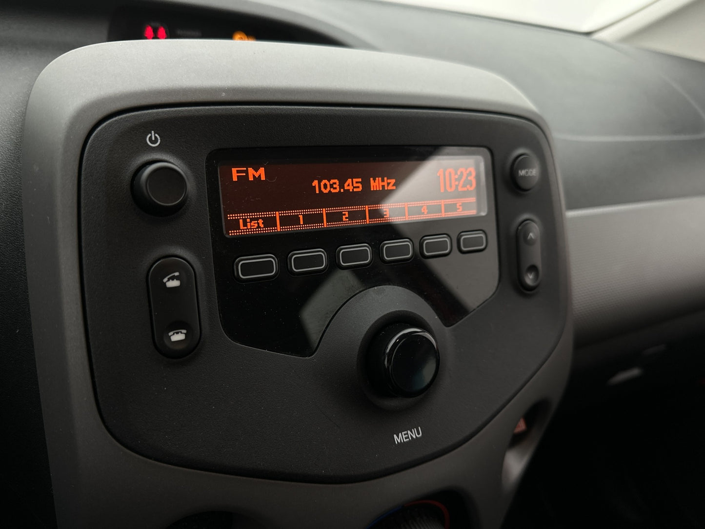 Peugeot 108 1.0 VTi Billigt ägande 1173 MIL 72hk