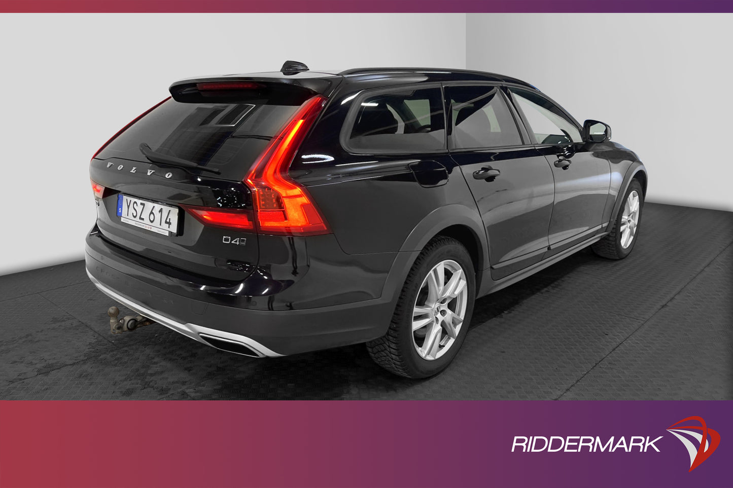 Volvo V90 Cross Country D4 190hk AWD D-Värmare VOC Drag