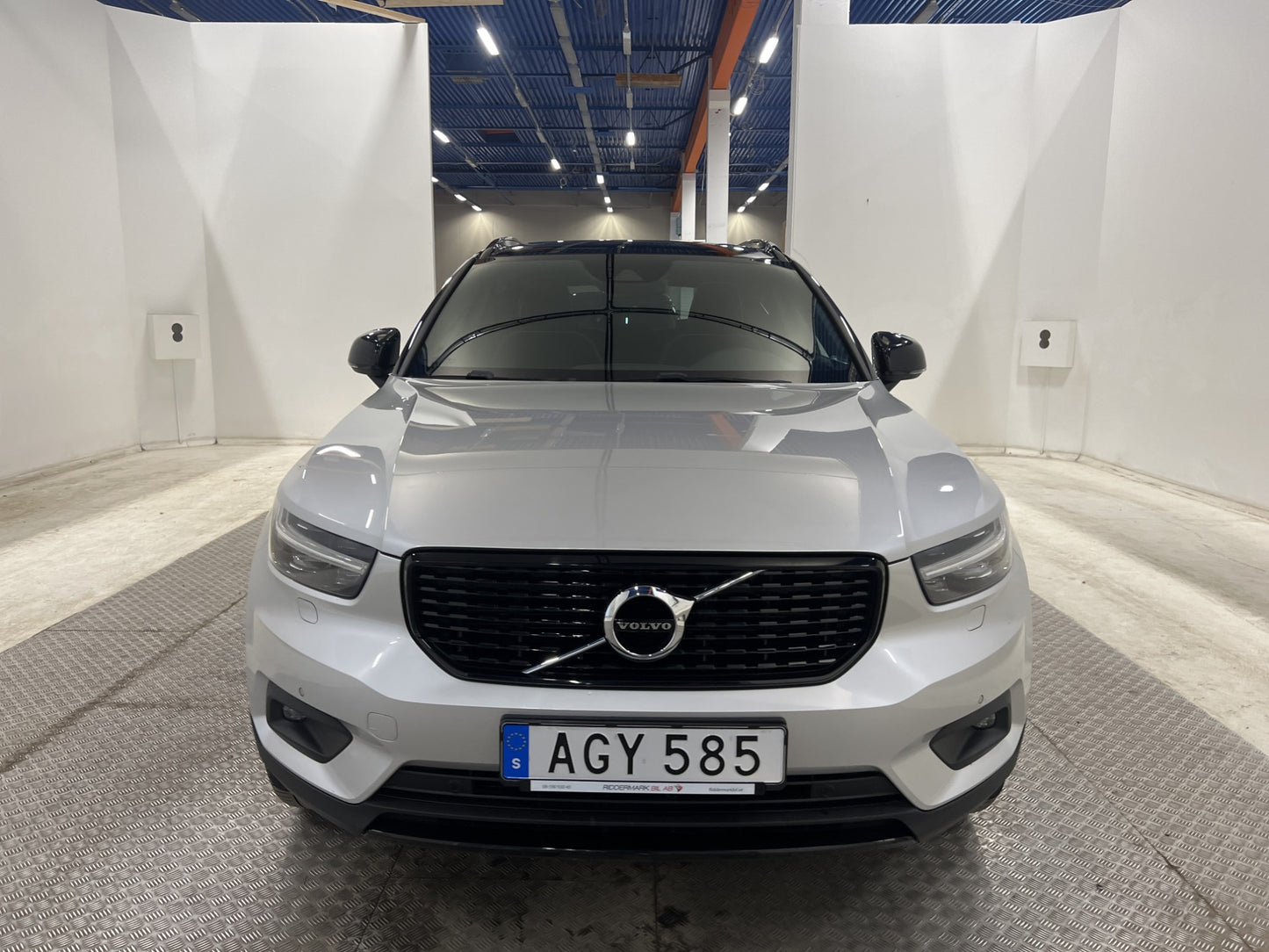 Volvo XC40 T4 190hk R-Design Panorama VOC Drag 0.56L/Mil