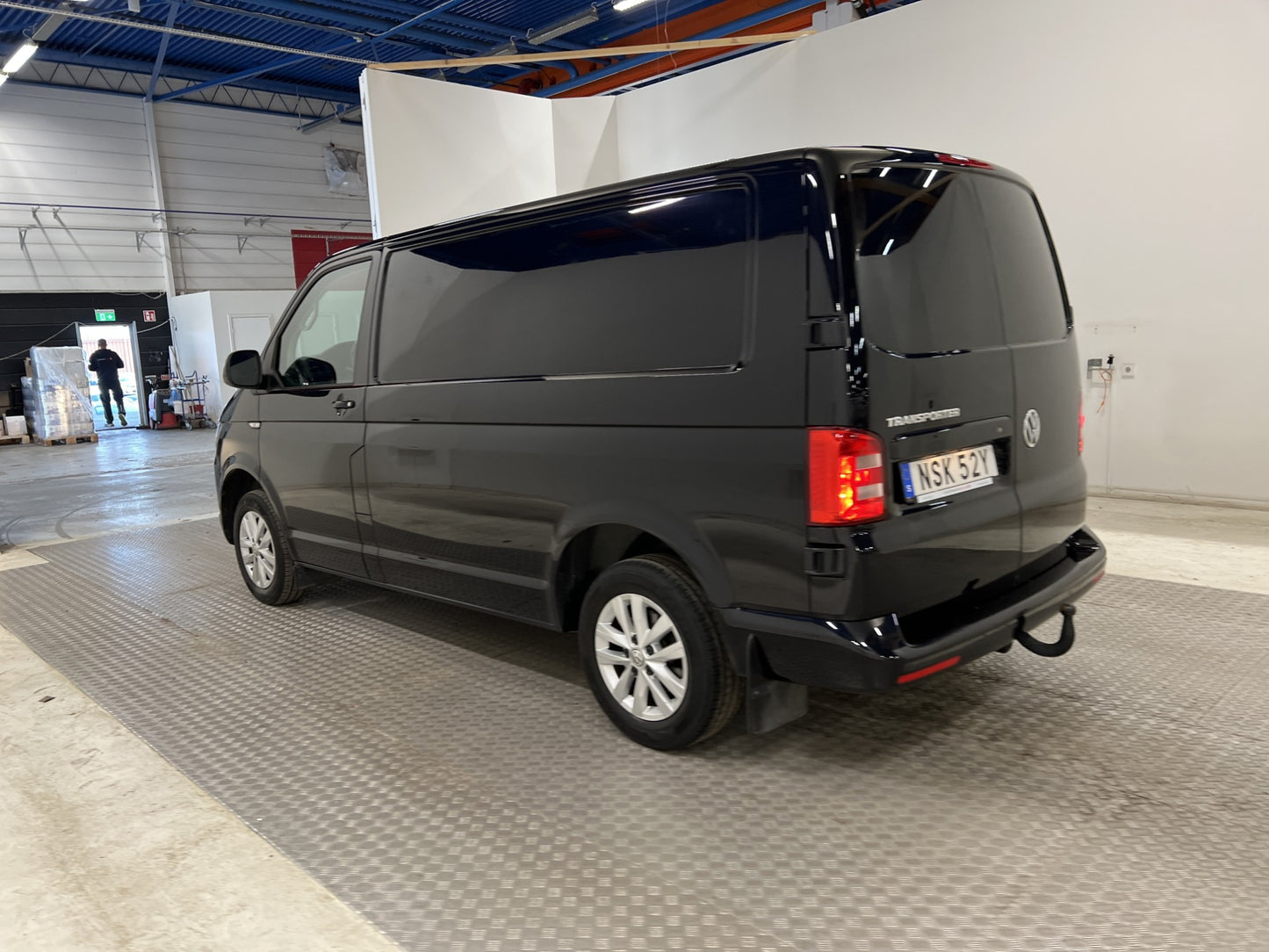 Volkswagen Transporter 150hk DSG Värmare Drag Skinn Moms