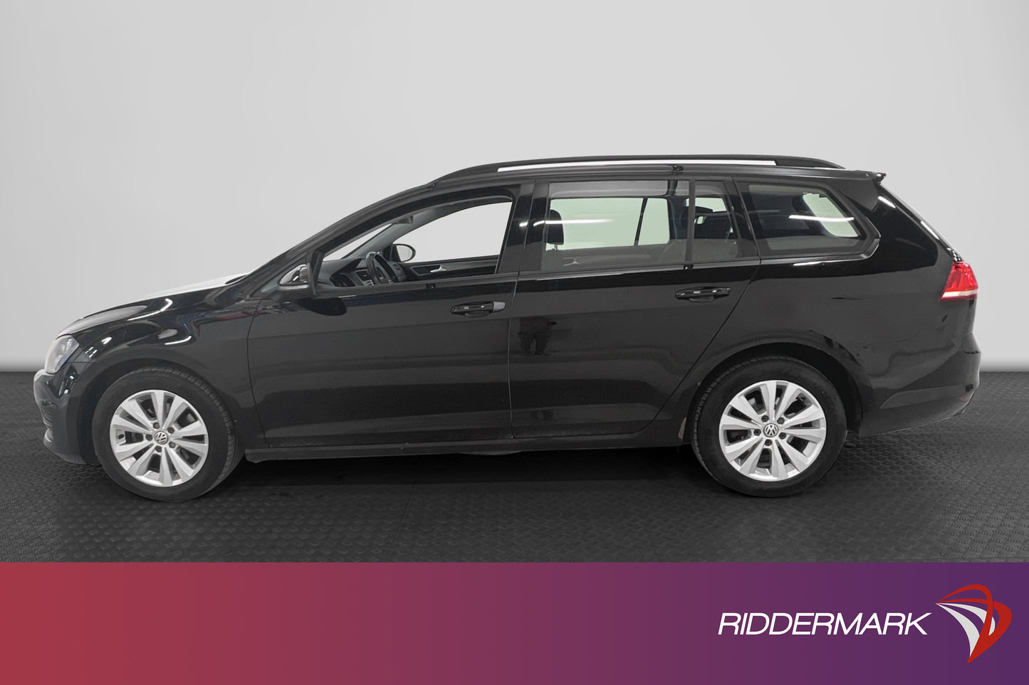 Volkswagen Golf SC 1.6 TDI 4M 105hk Style Värmare Kamera