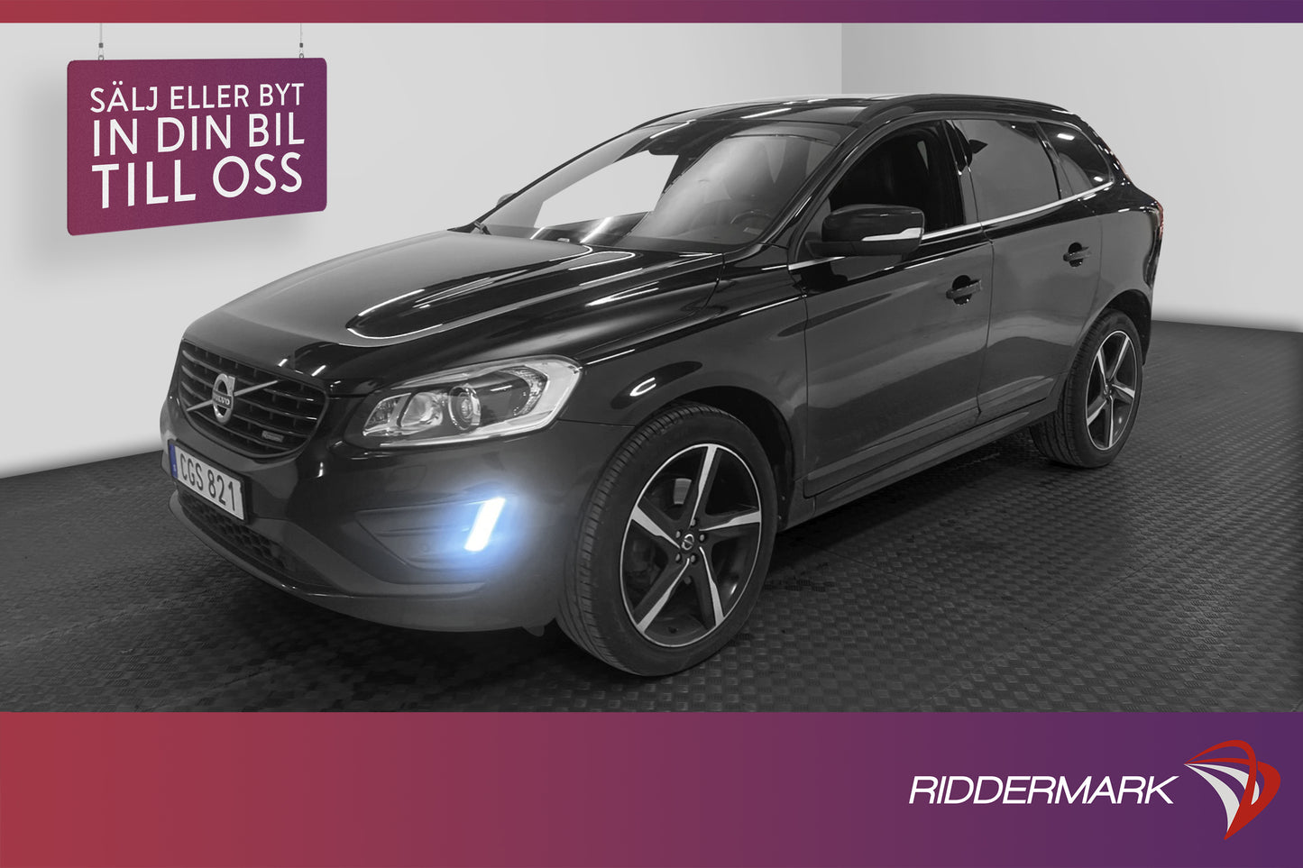 Volvo XC60 D5 AWD Black R-Design BE Pro VOC Pano Drag D-värm