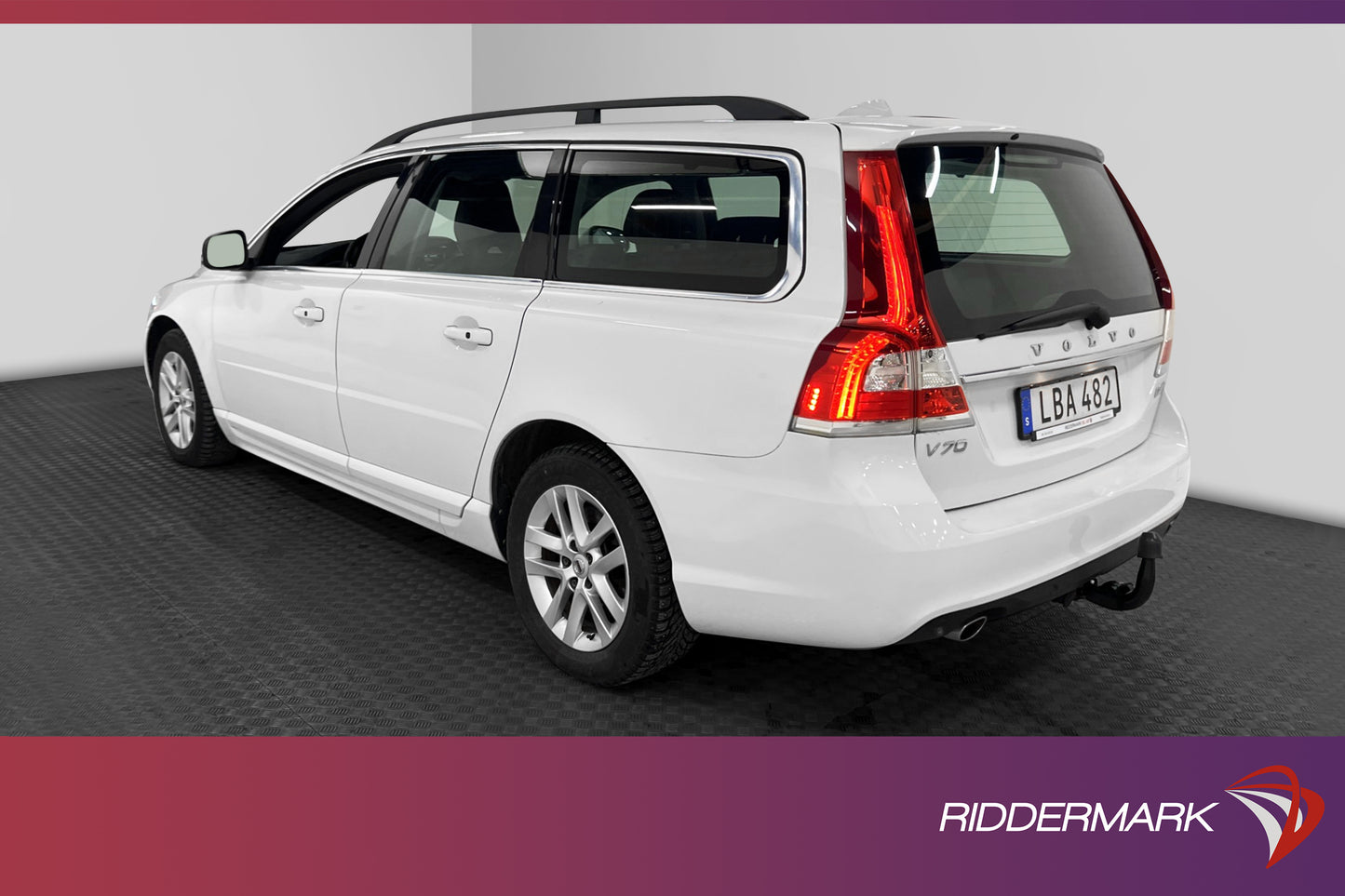 Volvo V70 D4 181hk AWD Classic D-Värm T-Lucka Navi Drag VOC