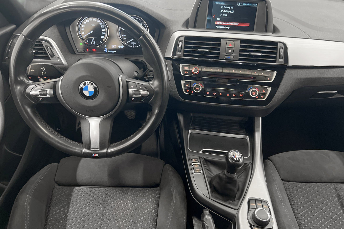 BMW 118i 136hk M-Sport Shadowline P-sensor Välservad