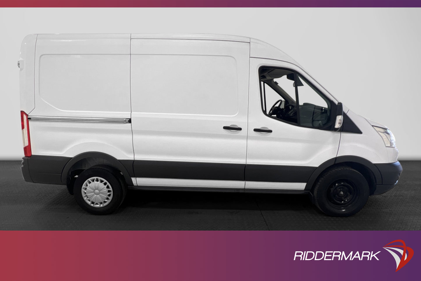 Ford Transit 350 L2H2 155hk Värmare Dragkrok B-Kamera