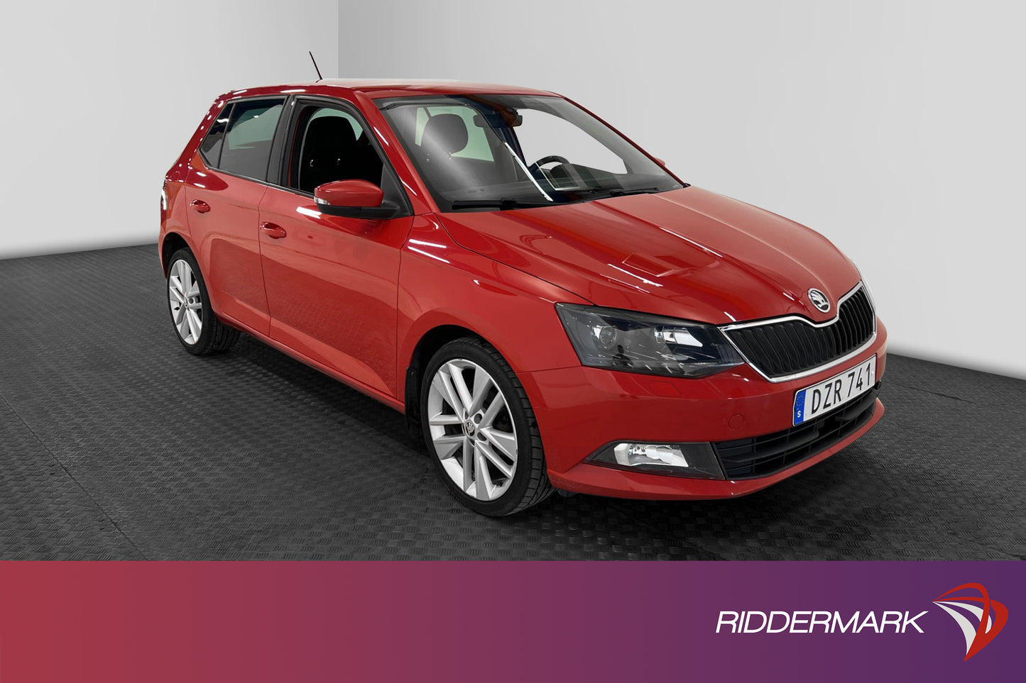 Škoda Fabia 1.2 TSI 90hk P-sensor Farthållare Nyservad