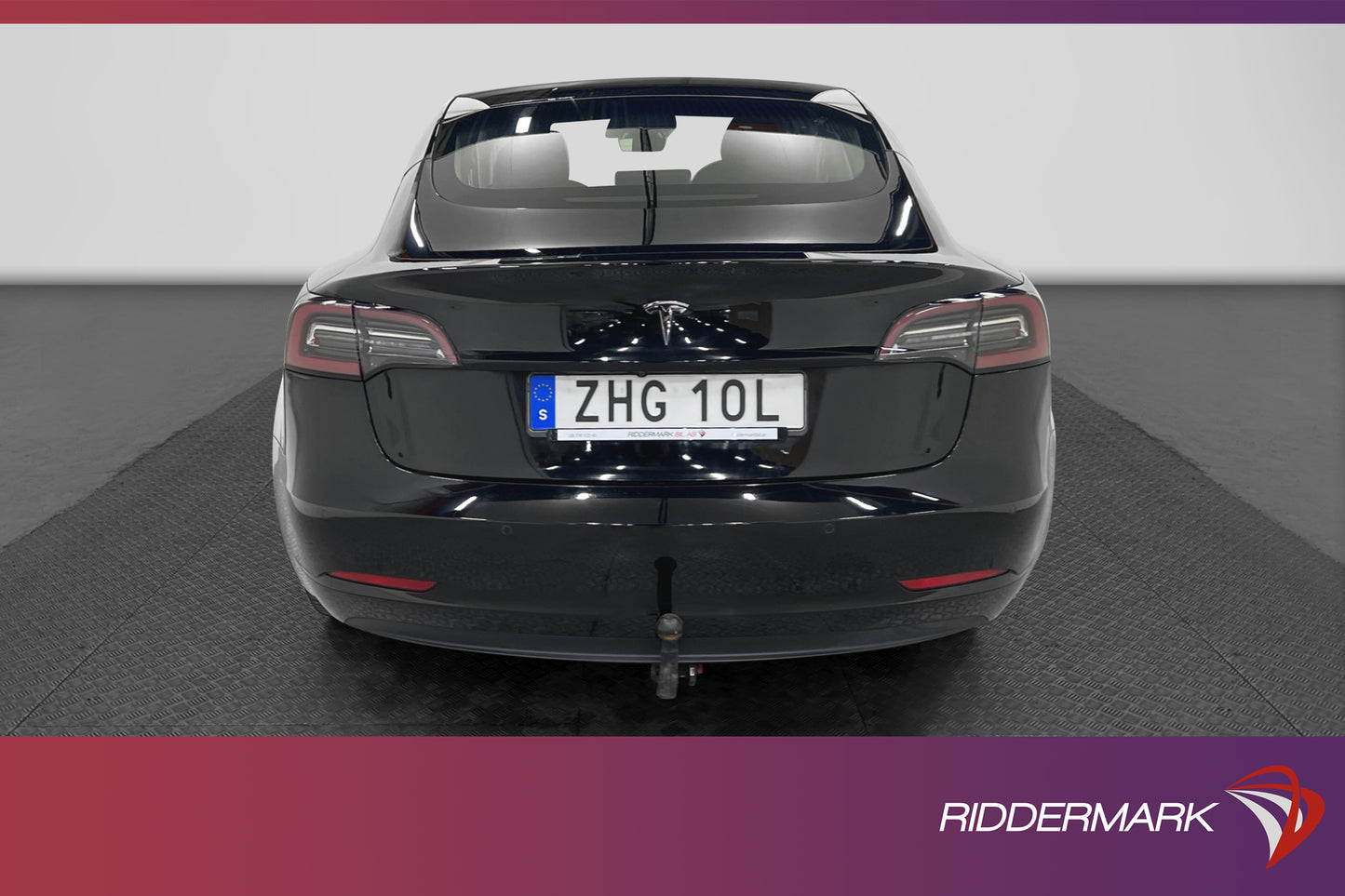 Tesla Model 3 Long Range Svensksåld Dragkrok