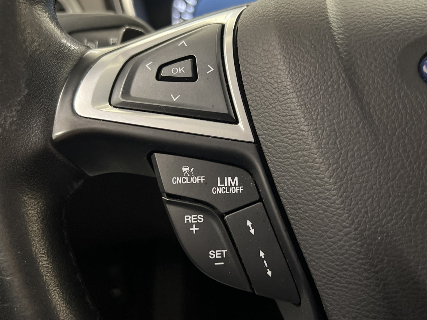 Ford Mondeo 180hk AWD Värmare Keyless Navi Skinn/Alcantara