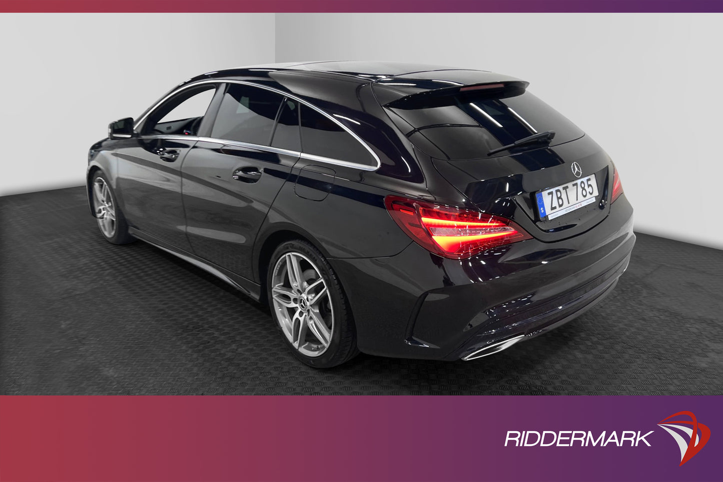 Mercedes-Benz CLA 180 Shooting Brake 122hk AMG Pano Sensorer