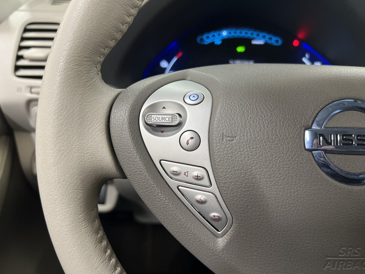 Nissan Leaf 24 kWh 109hk Acenta Kamera Navi Rattvärme