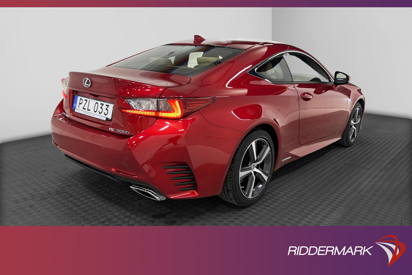 Lexus RC 300h 2.5 Hybrid 223hk Skinn Kamera Navi Keyless