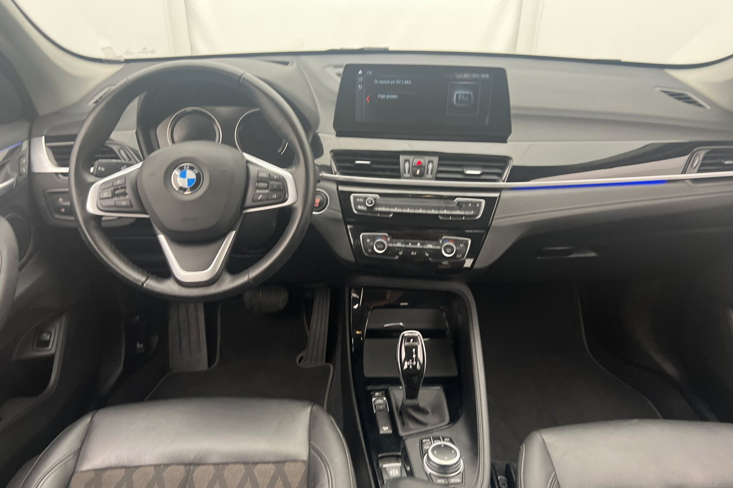 BMW X1 xDrive20d 190hk X-Line Navi HUD Halvskinn Ambient