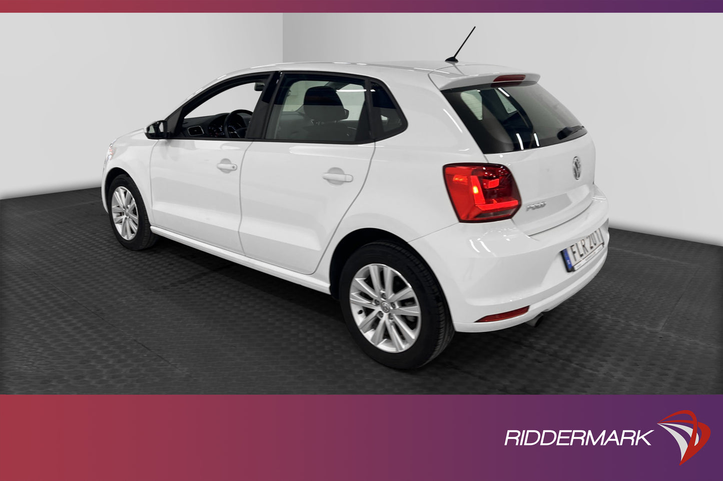 Volkswagen Polo 1.2 TSI 90hk Lågamil Välservad 0.41L/Mil