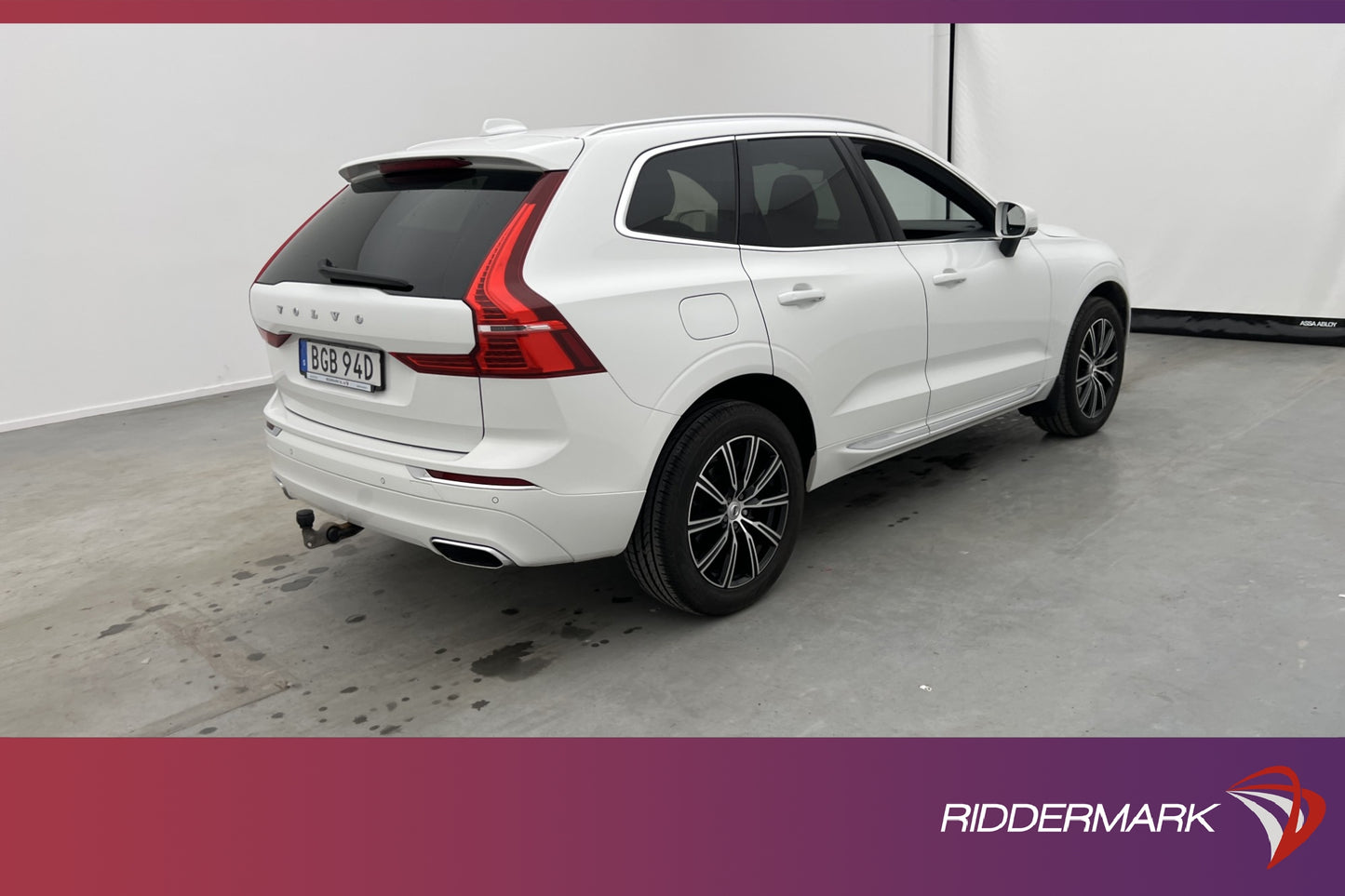 Volvo XC60 Recharge T6 AWD 340hk Inscription Pano H/K Drag