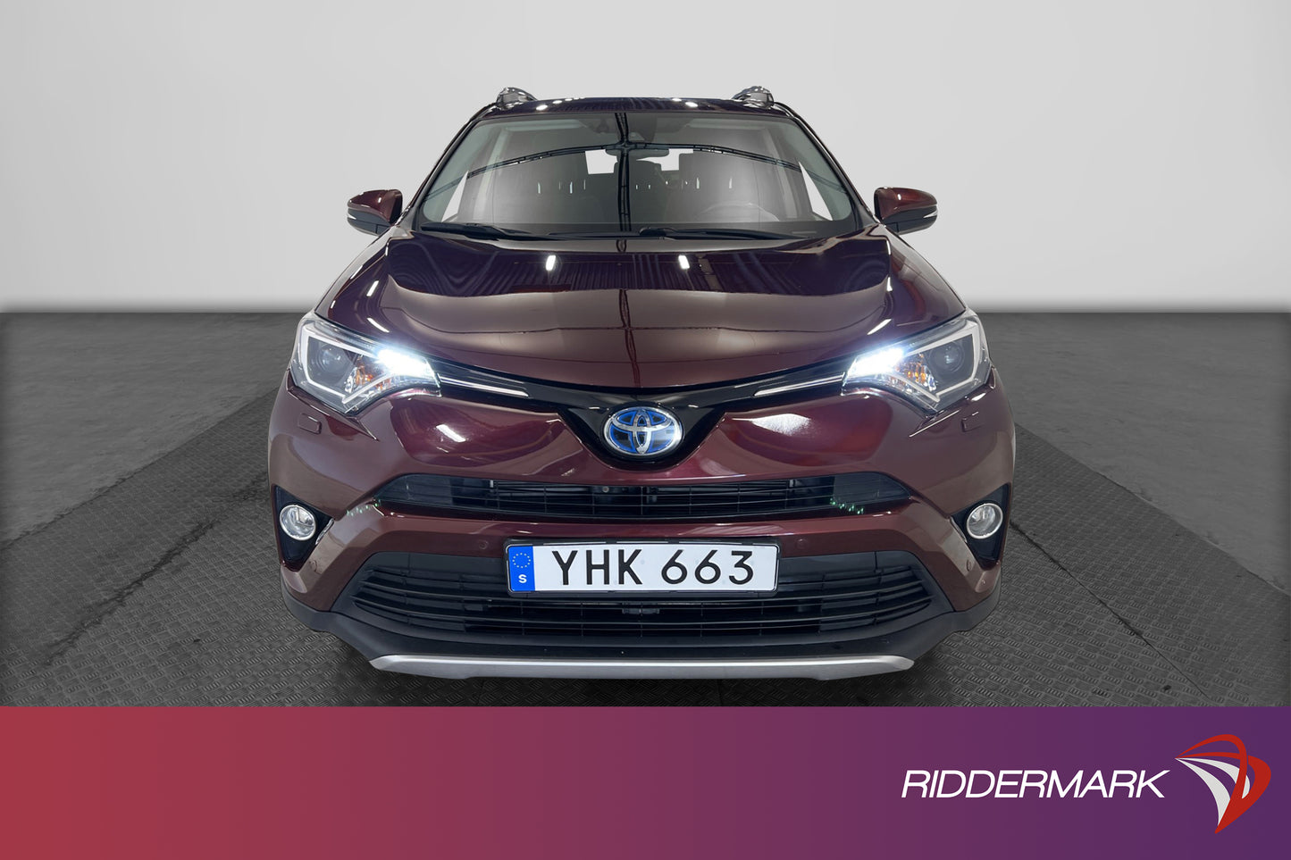 Toyota RAV4 Hybrid 2.5 AWD 197hk Navi 492kr Skatt 0,49L/mil