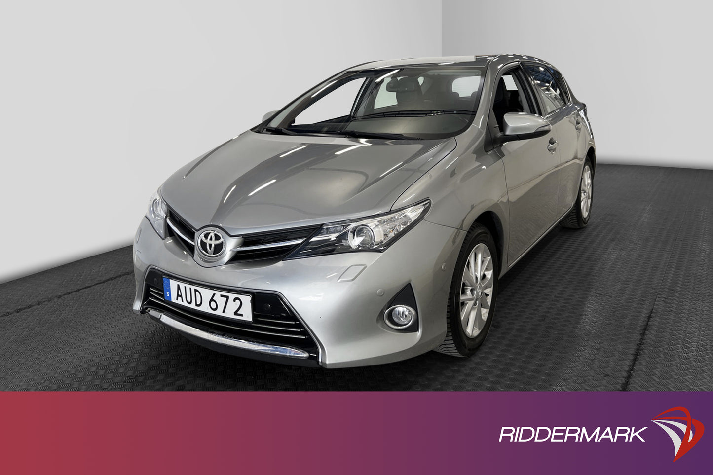 Toyota Auris 1.6 132hk Navigation B-Kamera 2-brukare