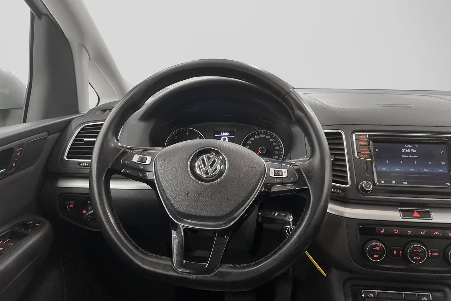 Volkswagen Sharan TDI 150hk Premium 7-sits Pano Värm El-dörr