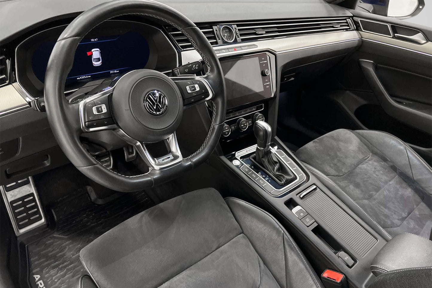 Volkswagen Arteon 2.0 TDI 4M 240hk R-Line Cockpit Värmare