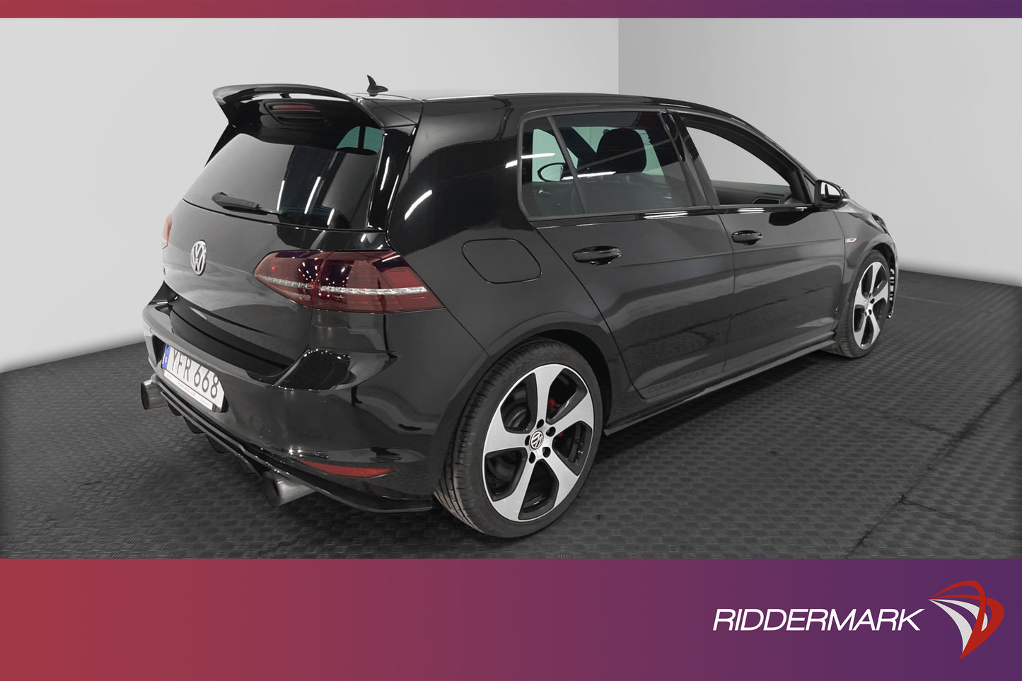 Volkswagen Golf GTI Clubsport 265hk Pluspkt Sportstolar DCC