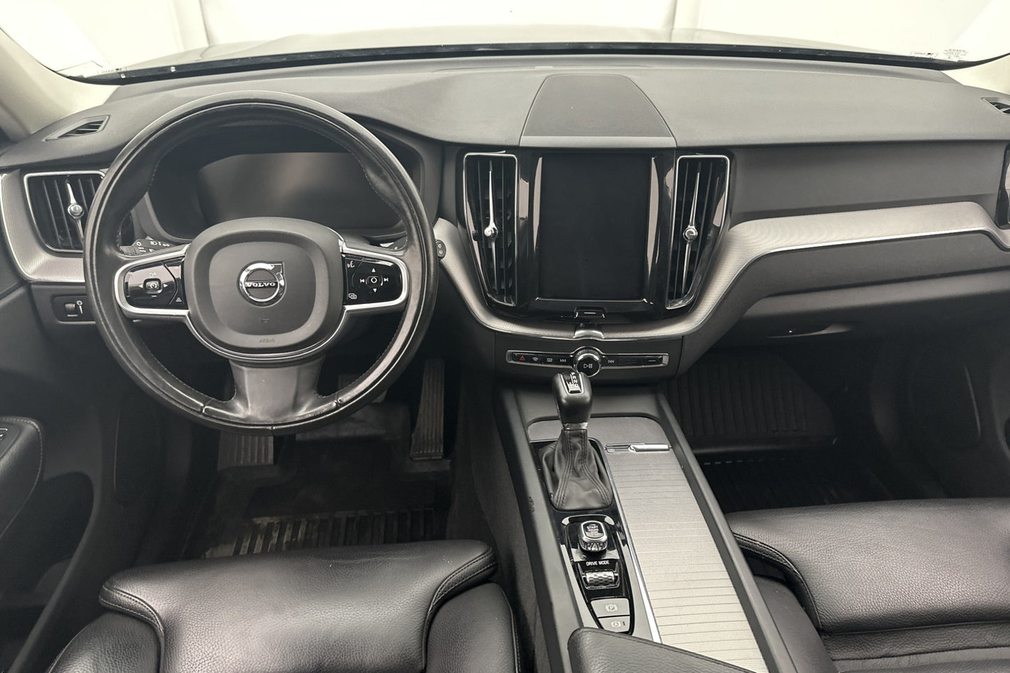 Volvo XC60 D5 AWD 235hk Inscription VOC Kamera Navi Drag