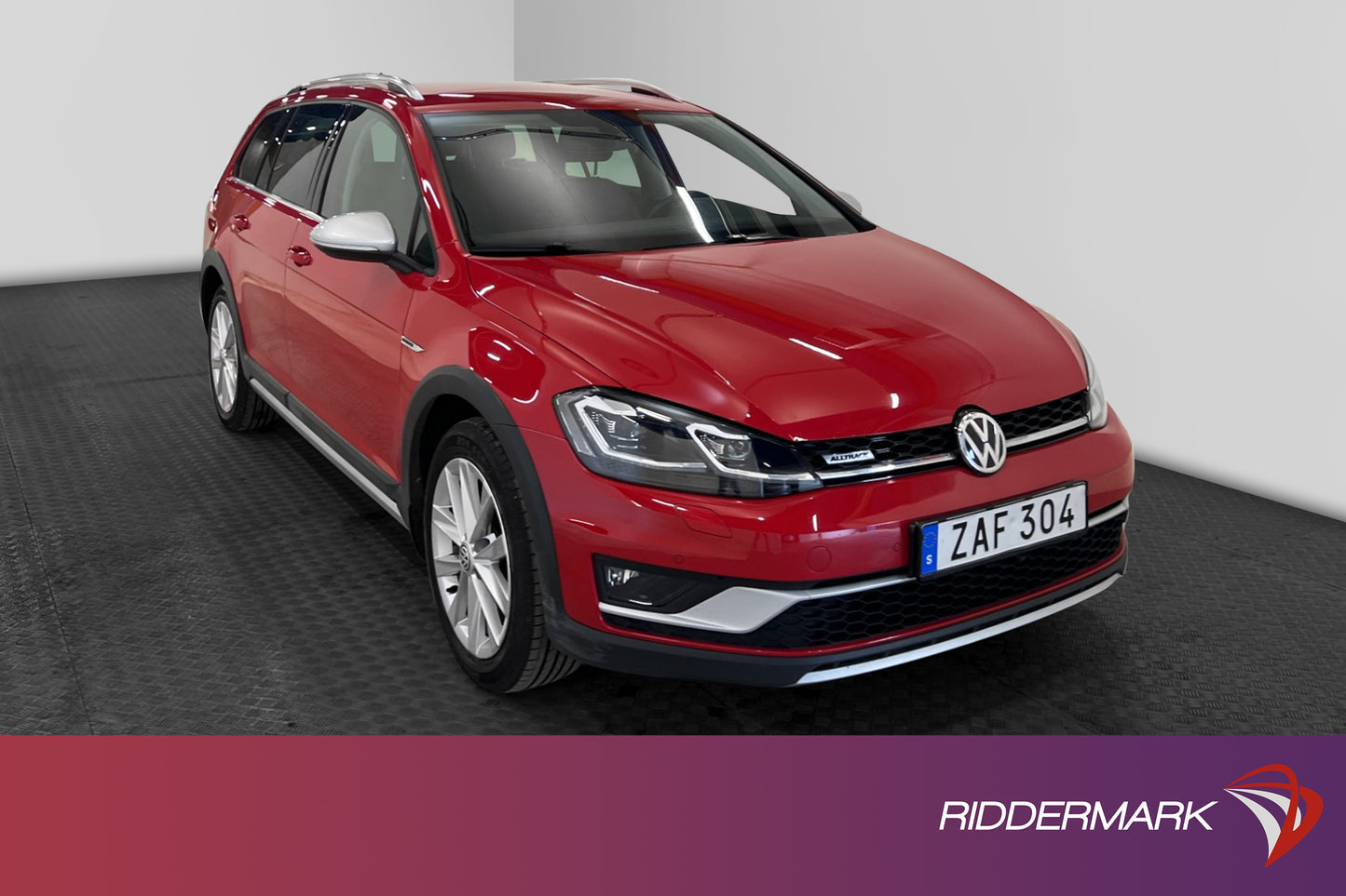 Volkswagen Golf Alltrack 1.8 TSI 4M Bvärm Drag Carplay B-kam