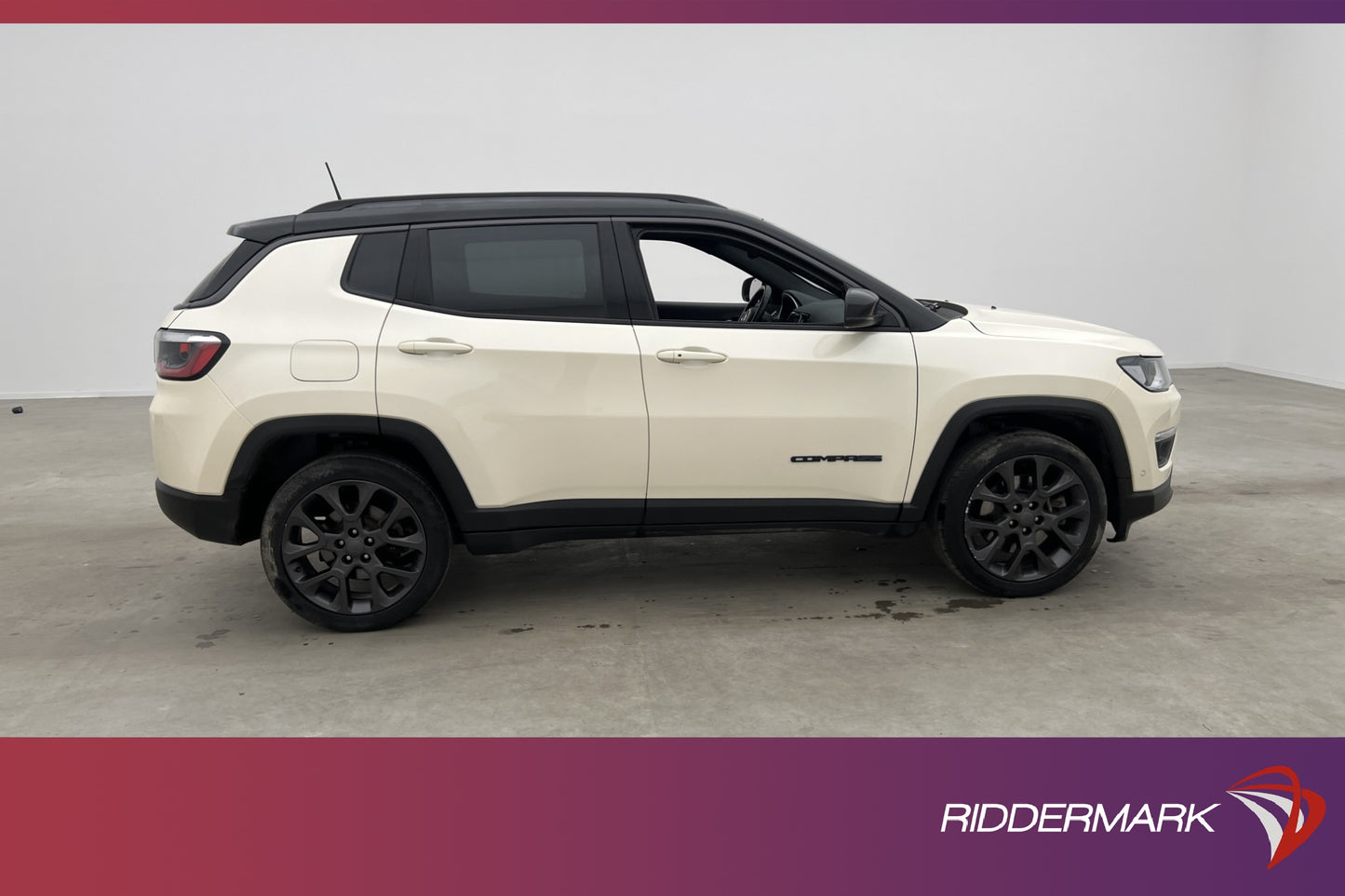 Jeep Compass 4xe 240hk Kamera Rattvärm Skinn Navi MOMS