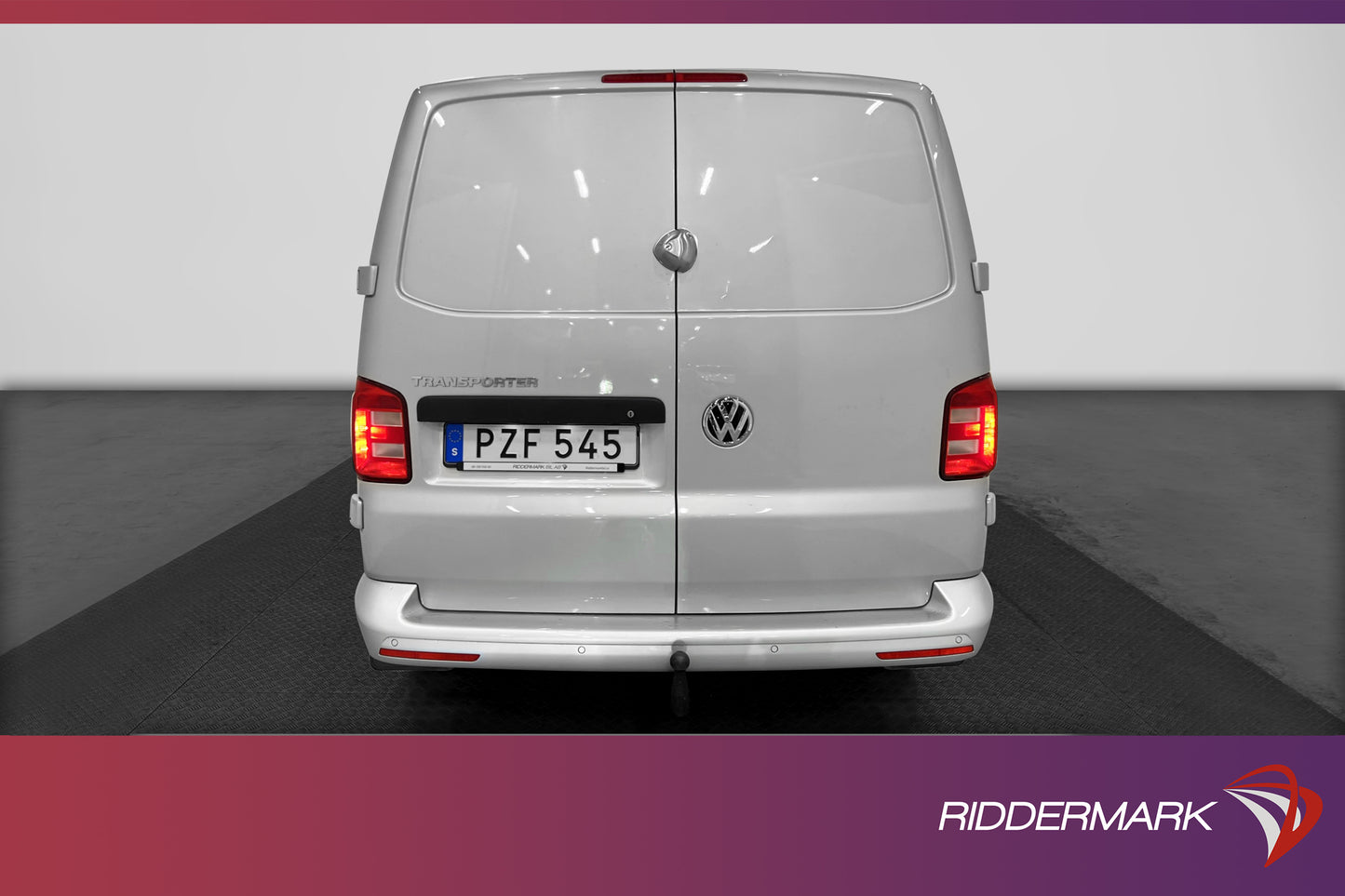 Volkswagen Transporter L2 2.0TDI Värmare Dragkrok PDC Moms