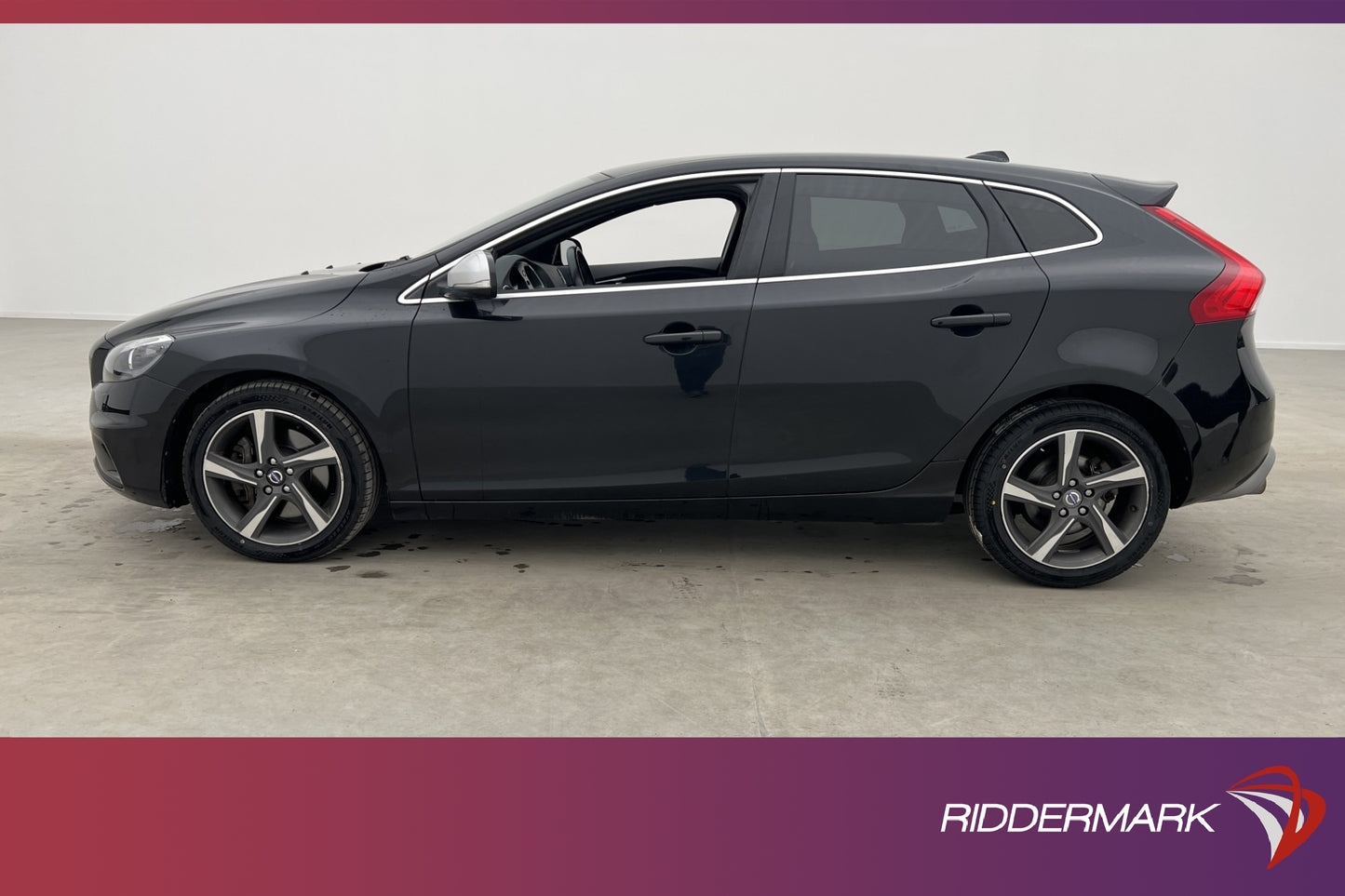 Volvo V40 T5 254hk R-Design VOC P-Värm Navi Skinn