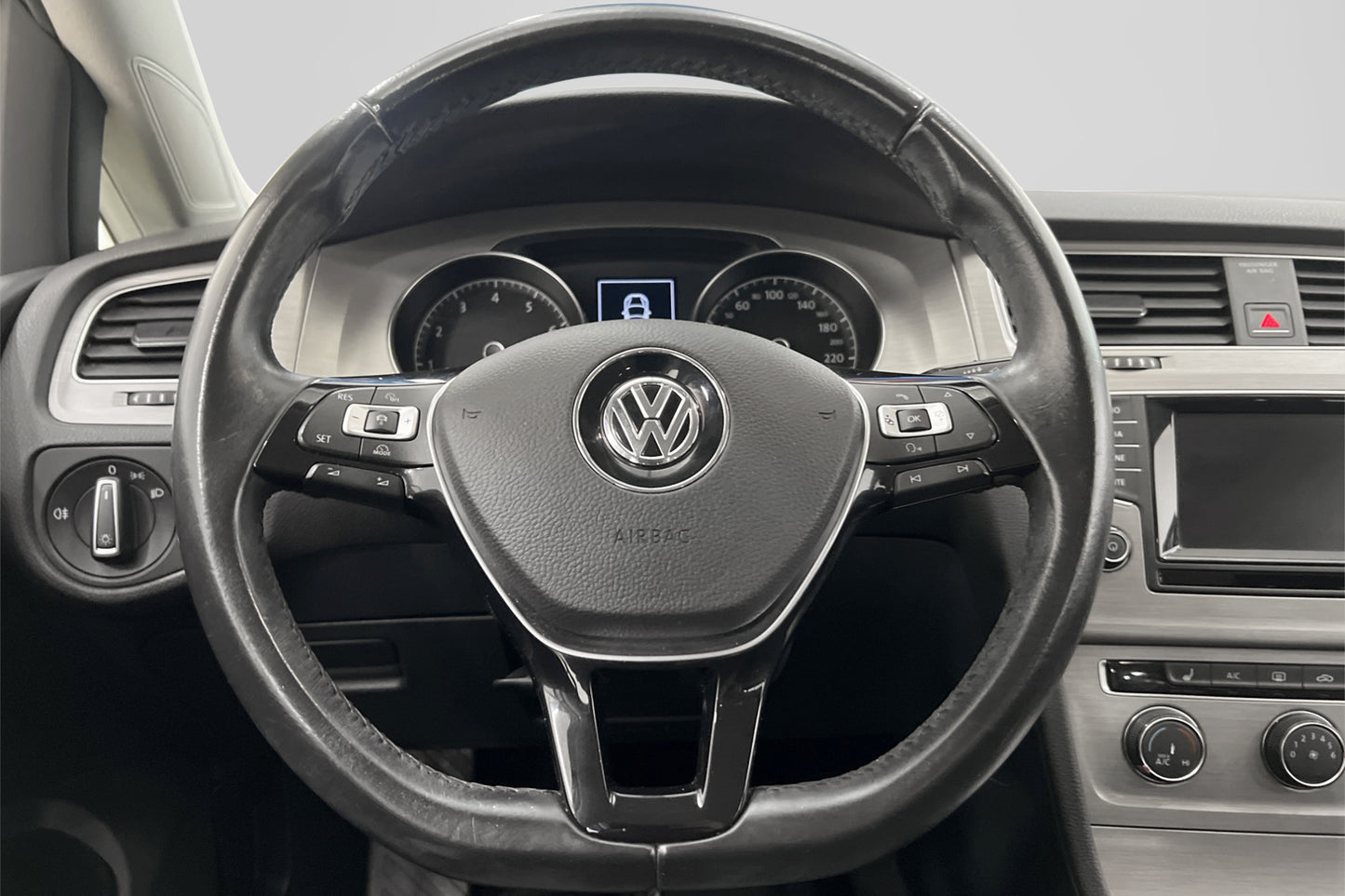 Volkswagen Golf MultiFuel 125hk Bluetooth Välservad 0.43/Mil