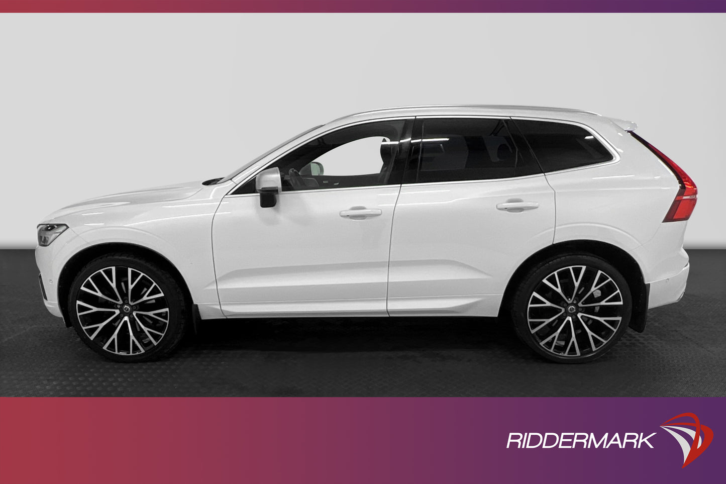 Volvo XC60 D5 AWD 235hk R-Design VOC Pano B&W Drag 360° MOMS