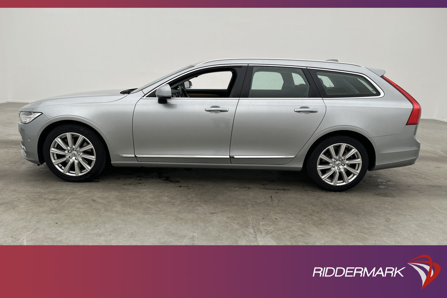 Volvo V90 D3 AWD Inscription VOC Pano B&W Luft 360° Drag