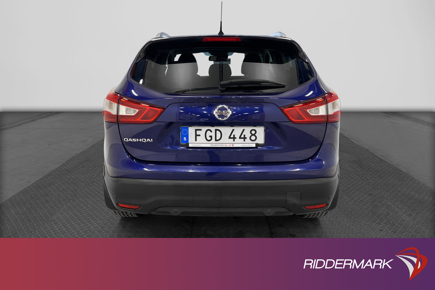 Nissan Qashqai 1.2 DIG-T 115hk Tekna Pano Navi 360 view